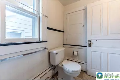 28 N Greenwood Street, Tamaqua Boro, PA 18252 - Photo 48