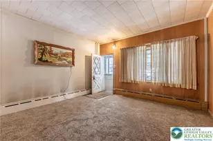 28 N Greenwood St, Tamaqua, PA 18252 - Photo 6