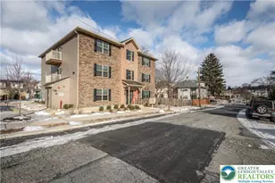 1513 Maple St, Bethlehem, PA 18017 - Photo 2