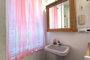 527 Bradley St, Bethlehem, PA 18015 - Photo 18