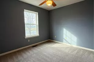 2718 Sequoia Dr, Macungie Boro, PA 18062 - Photo 8