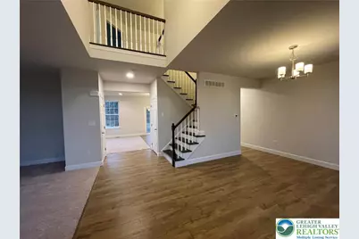 5043 Chapmans Road, South Whitehall Twp, PA 18104 - Photo 2