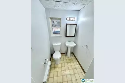 921 W Liberty Street, Allentown, PA 18102 - Photo 6