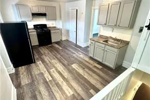 136 N 10th St, Allentown, PA 18102 - Photo 2