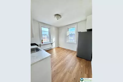 819 E 5th Street #2, Bethlehem City, PA 18015 - Photo 2