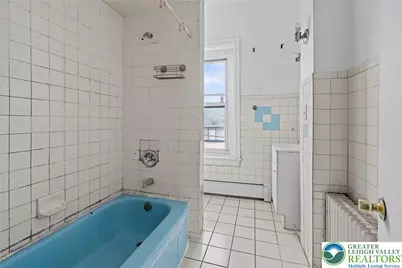 911 Wyandotte Street, Bethlehem City, PA 18015 - Photo 18