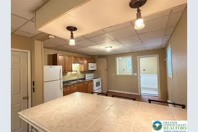 226 W Ridge Street, Coaldale Boro, PA 18218 - Photo 12