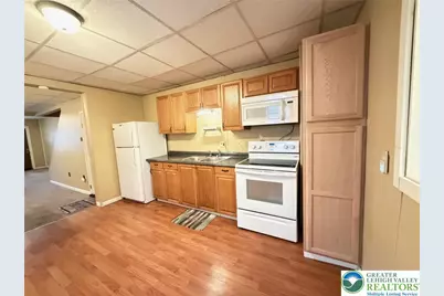 226 W Ridge Street, Coaldale Boro, PA 18218 - Photo 10