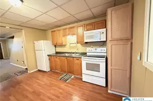 226 W Ridge St, Coaldale Boro, PA 18218 - Photo 10