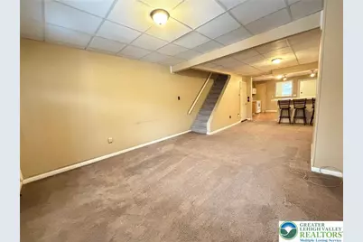 226 W Ridge Street, Coaldale Boro, PA 18218 - Photo 6