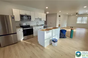 403 Walnut St, Bath Boro, PA 18014 - Photo 4