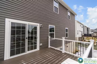 820 Hendon Lane, North Catasauqua Bor, PA 18032 - Photo 8