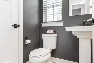 820 Hendon Ln, North Catasauqua Bor, PA 18032 - Photo 28