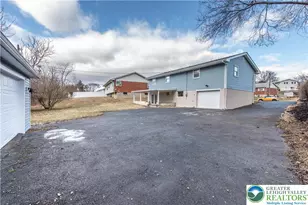 1453 Stanford Rd, Bethlehem City, PA 18018 - Photo 4