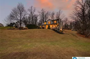 7733 Harbor Ct, Washington Township, PA 18080 - Photo 2