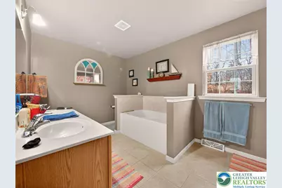 7733 Harbor Court, Washington Township, PA 18080 - Photo 38