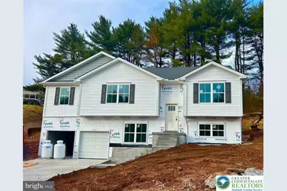 9 Country Club Road, Butler Twp, PA 17921 - Photo 1