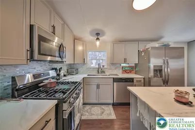 1215 Blue Mountain Circle, Ross Twp, PA 18353 - Photo 12