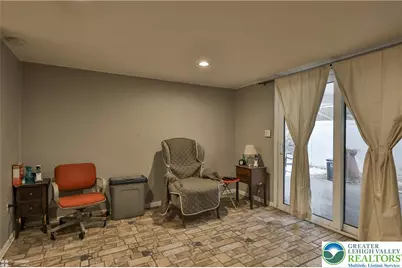 209 N Fairview Street, Nazareth Boro, PA 18064 - Photo 14