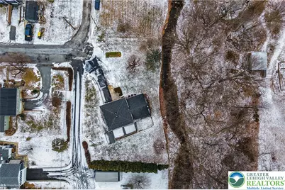 209 N Fairview Street, Nazareth Boro, PA 18064 - Photo 8