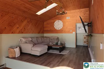 1052 Centre Turnpike, West Brunswick Twp, PA 17961 - Photo 4