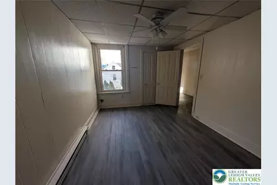 647 N New Street #4, Bethlehem City, PA 18018 - Photo 6