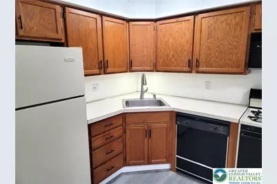 1590 Alta Drive #D9, Whitehall, PA 18052 - Photo 8