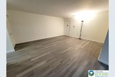 1590 Alta Drive #D9, Whitehall, PA 18052 - Photo 6