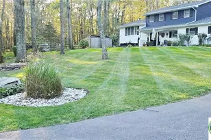525 Black Oak Dr, Pocono Twp, PA 18372 - Photo 2