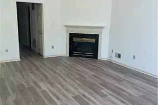 1877 Mansfield St, Lower Saucon Township, PA 18055 - Photo 4