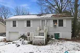 114 Carol Rd, Middle Smithfield, PA 18302 - Photo 4