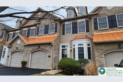 3 Kings Avenue, Palmer Twp, PA 18045 - Photo 1