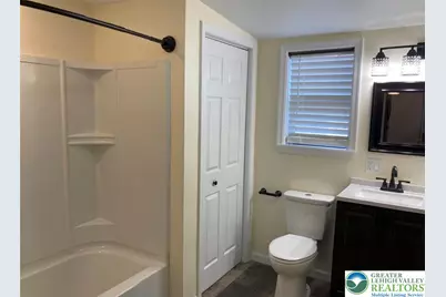 335 N 9th Street, Allentown City, PA 18102 - Photo 4