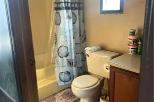 285 Greenbriar Dr, East Allen Township, PA 18014 - Photo 10