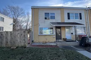 720 Mohawk St, Allentown, PA 18103 - Photo 1