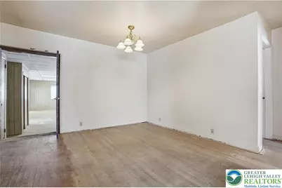 4070 W Hopewell Road, Upper Saucon Township, PA 18034 - Photo 6