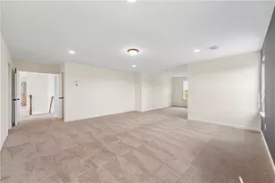 4450 Maple St, North Whitehall Township, PA 18078 - Photo 28