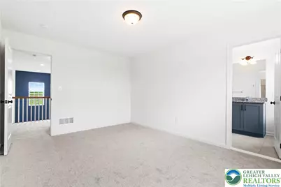 4450 Maple Street #2, North Whitehall Twp, PA 18078 - Photo 28