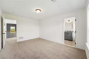 4450 Maple St, North Whitehall Township, PA 18078 - Photo 34