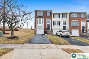 307 Oak St, Freemansburg, PA 18017 - Photo 2