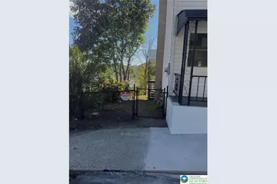 325 Morgan Av, Pottsville, PA 17901 - Photo 2