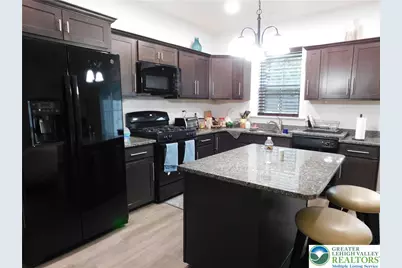 1047 Cetronia Road #3, Upper Macungie Township, PA 18031 - Photo 6