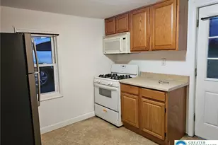 2335 N Apple St, Whitehall, PA 18052 - Photo 6