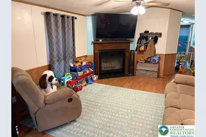 6318 Lamar Court, Slatington Boro, PA 18080 - Photo 4