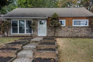 1440 Greenview Dr, Bethlehem, PA 18018 - Photo 1