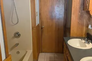 1440 Greenview Dr, Bethlehem, PA 18018 - Photo 30