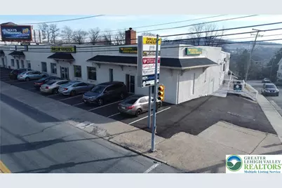 1722 Butler Street, Wilson, PA 18042 - Photo 2