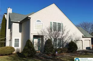 6099 Timber Knoll Dr, Macungie Boro, PA 18062 - Photo 1