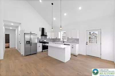 1602 S Albert, Allentown, PA 18103 - Photo 12