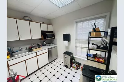 203 E Emmaus Avenue, Salisbury Township, PA 18103 - Photo 20